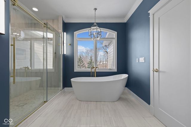 10707 Club Chase, Fishers, IN 46037