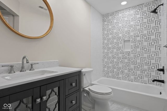 10707 Club Chase, Fishers, IN 46037