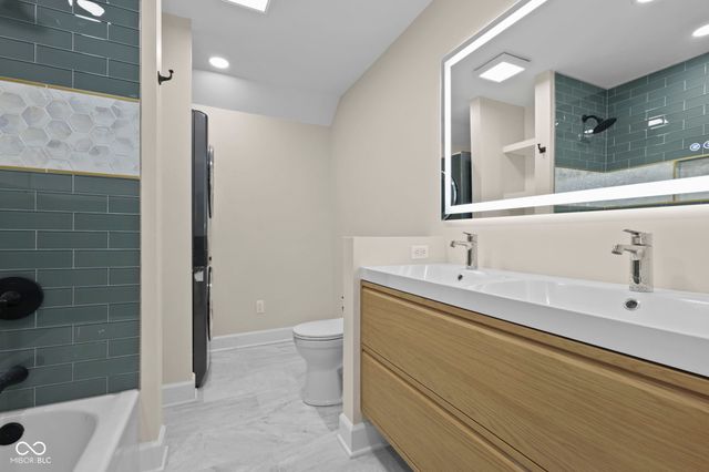 10707 Club Chase, Fishers, IN 46037