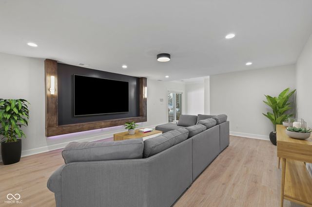 10707 Club Chase, Fishers, IN 46037