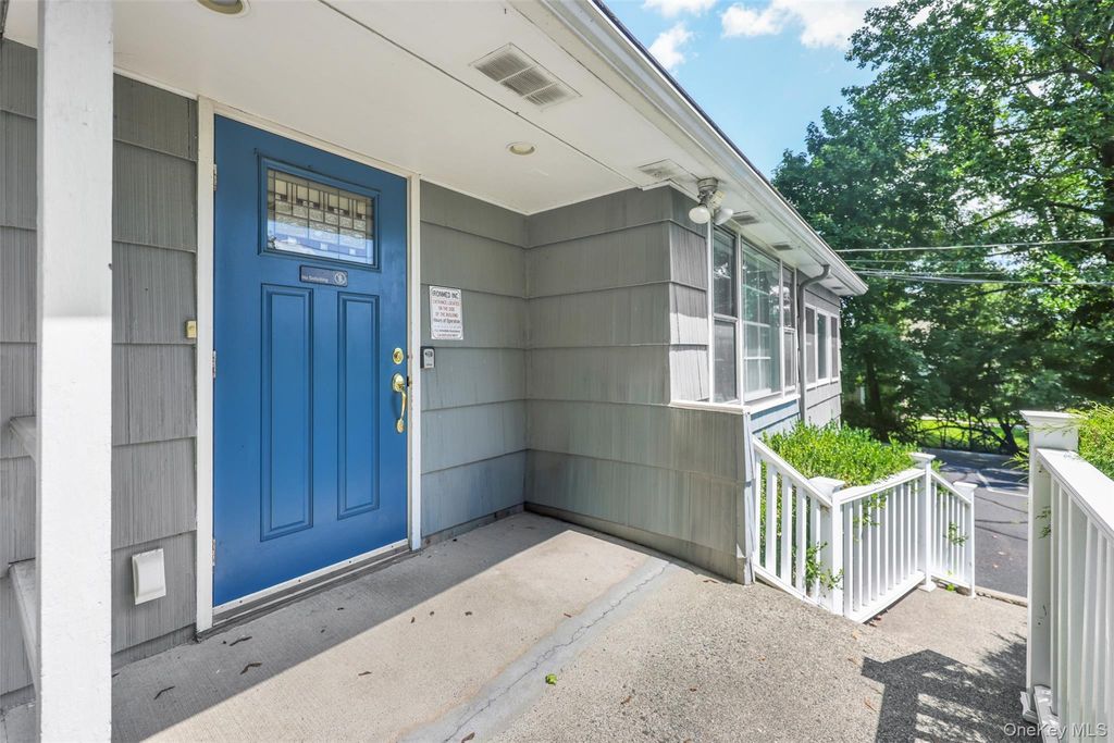 28 New Hempstead Road, New City, NY 10956 — photo 3