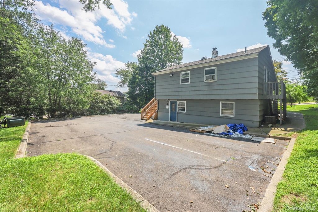 28 New Hempstead Road, New City, NY 10956 — photo 5