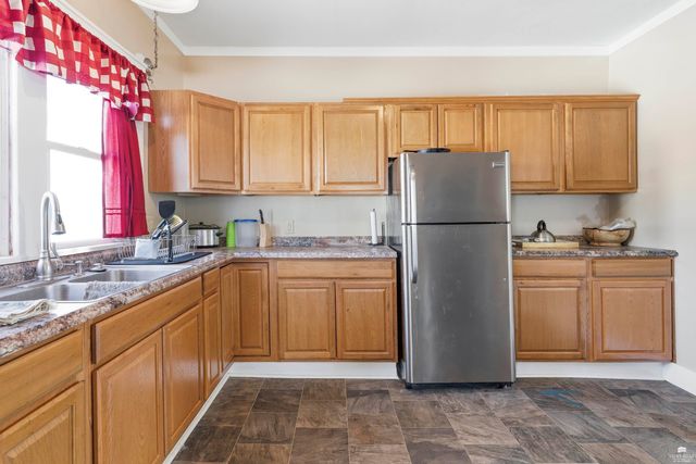 305 Elm Street, Wakefield, KS 67487