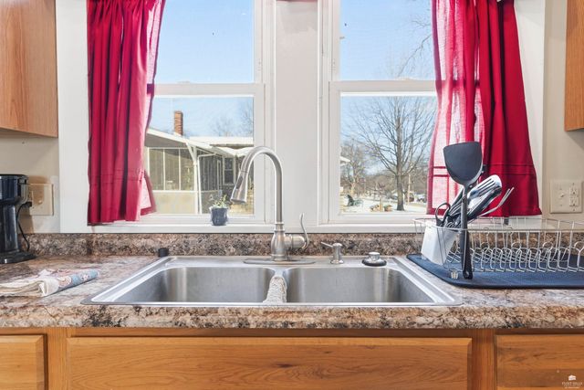 305 Elm Street, Wakefield, KS 67487