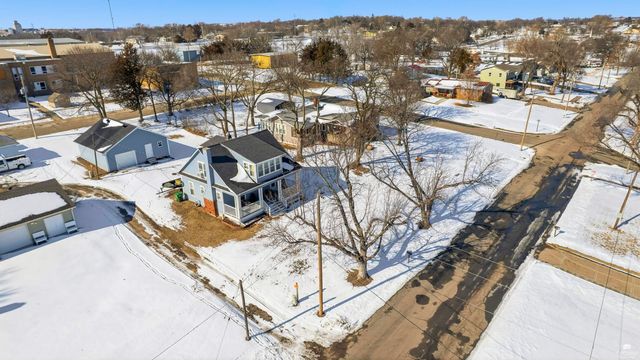 305 Elm Street, Wakefield, KS 67487