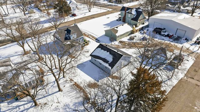 305 Elm Street, Wakefield, KS 67487