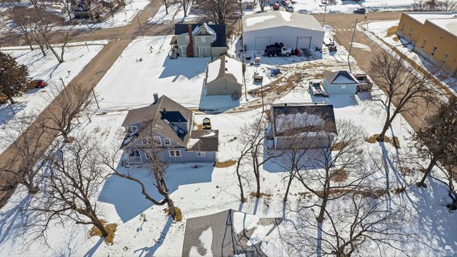 305 Elm Street, Wakefield, KS 67487