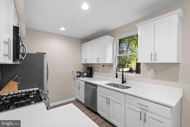 1015 48TH ST NE, Washington, DC 20019