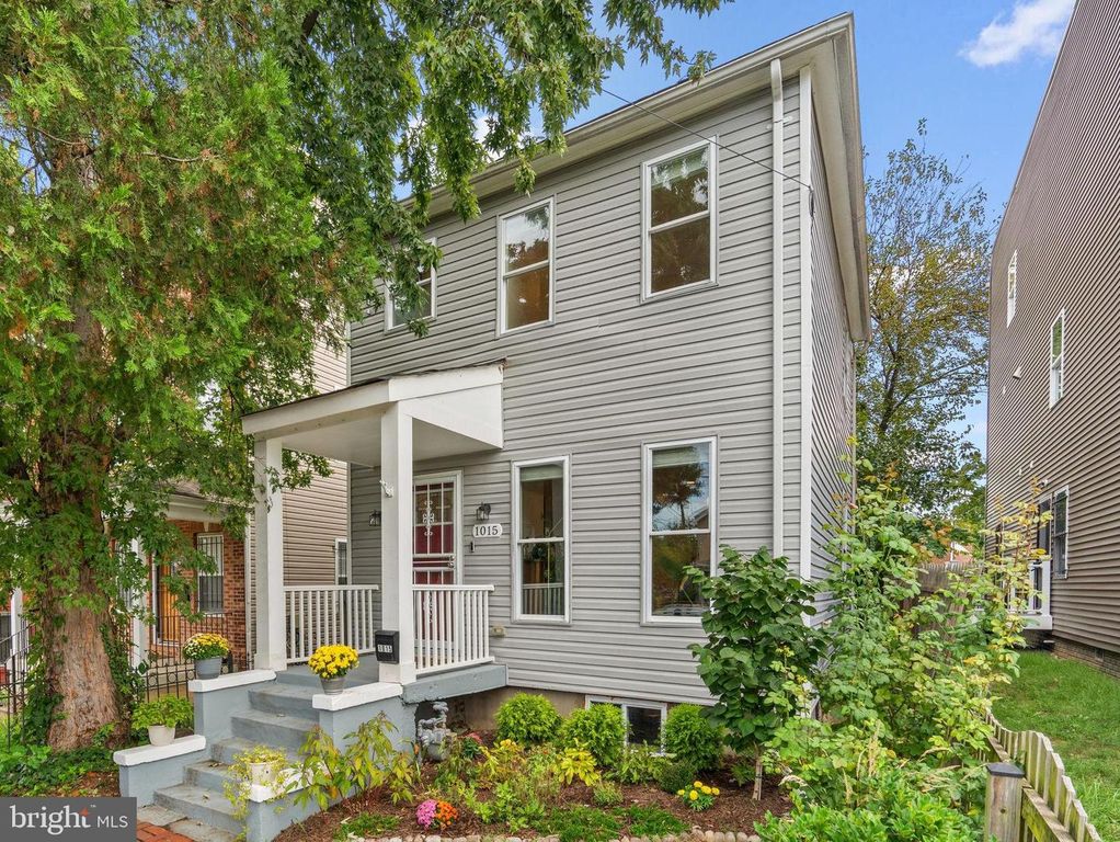 1015 48TH ST NE, Washington, DC 20019