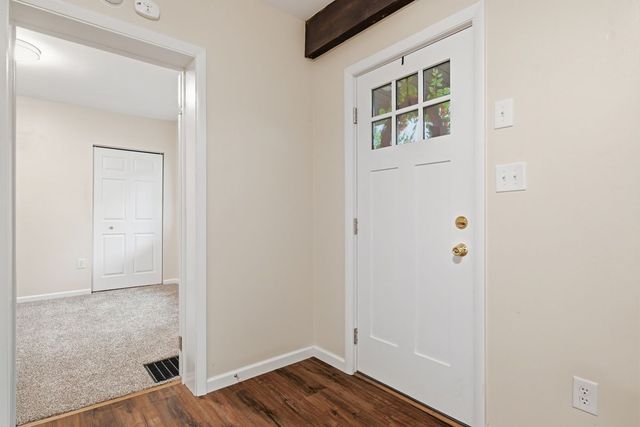 358 Dorseyville, O'hara, PA 15215