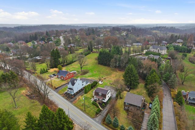 358 Dorseyville, O'hara, PA 15215