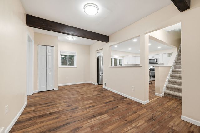 358 Dorseyville, O'hara, PA 15215