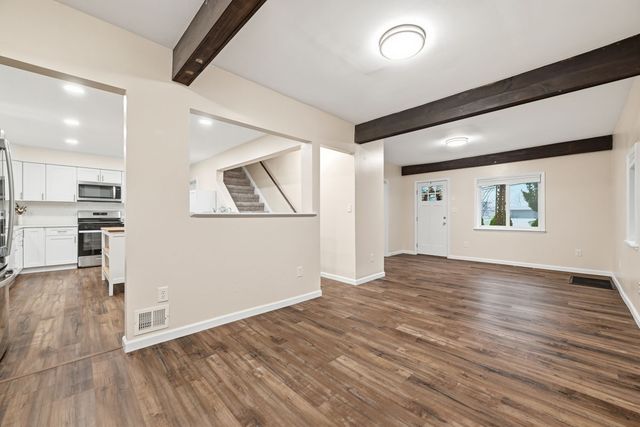 358 Dorseyville, O'hara, PA 15215