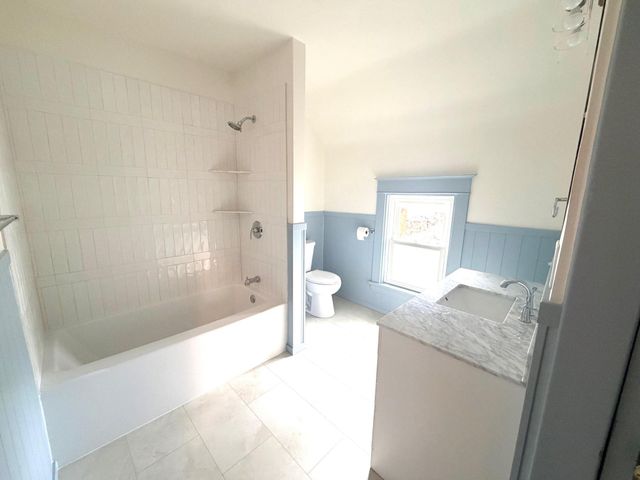 128 3rd Avenue S, South Saint Paul, MN 55075