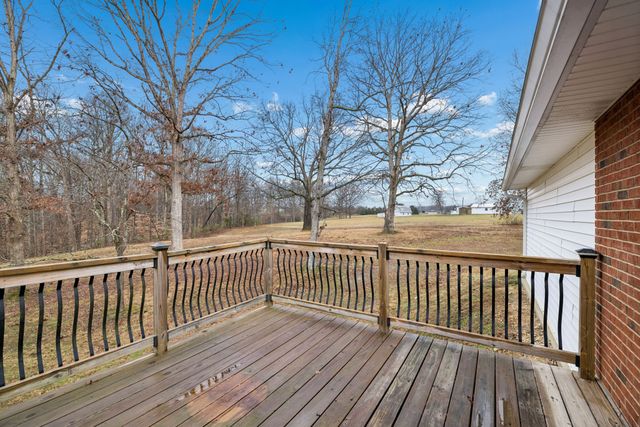 1950 Bearwallow Rd, Ashland City, TN 37015