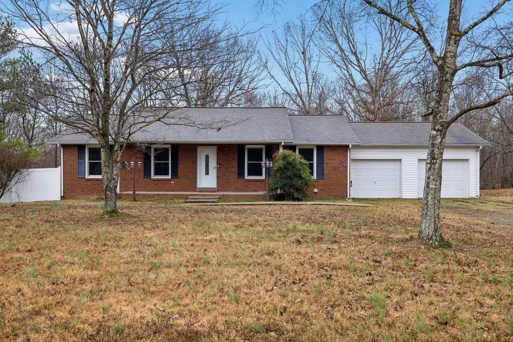1950 Bearwallow Rd, Ashland City, TN 37015