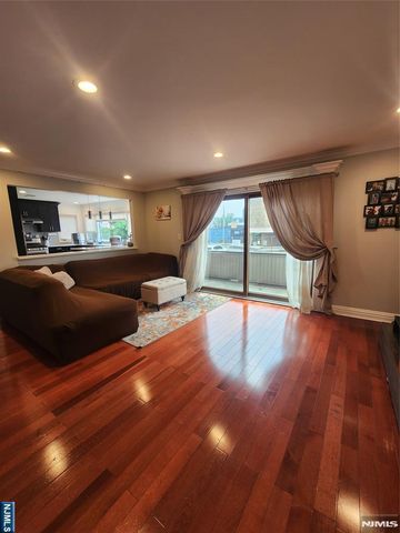 2408 2nd Street, Fort Lee, NJ 07024