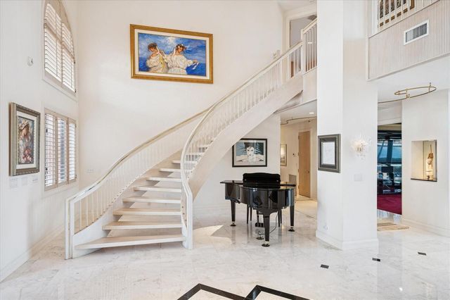 5 Isla Bahia Drive, Fort Lauderdale, FL 33316