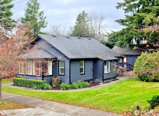 8568 Falls Avenue SE, Snoqualmie, WA 98065