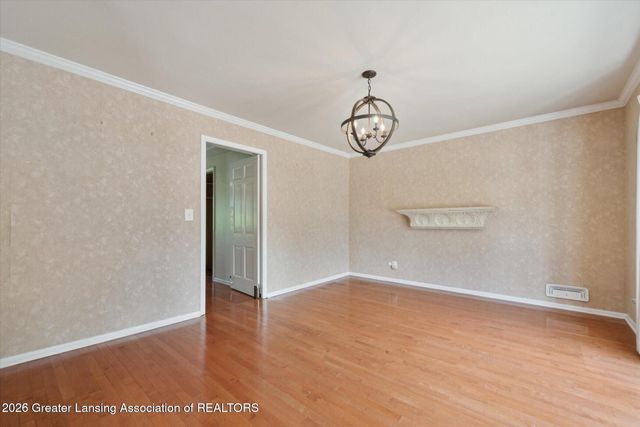 1516 Moores River Drive, Lansing, MI 48910