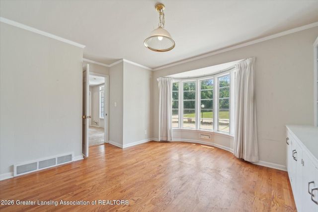 1516 Moores River Drive, Lansing, MI 48910