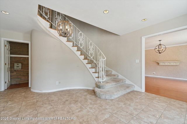 1516 Moores River Drive, Lansing, MI 48910