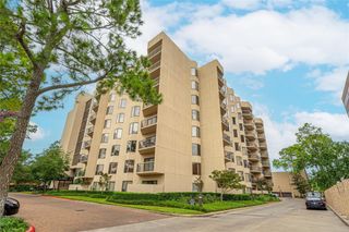661 Bering Drive 506, Houston, TX 77057