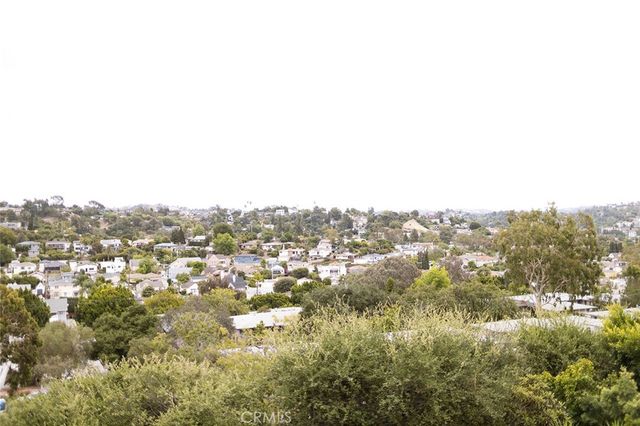 4268 Caledonia, Los Angeles, CA 90065