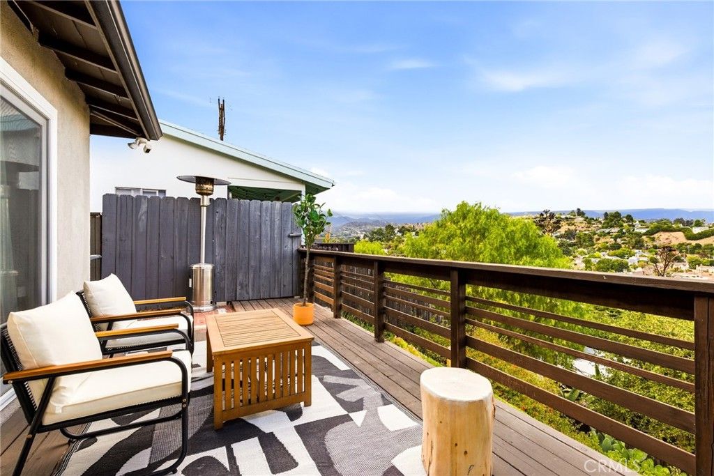 Image 14 of property listing at 4268 Caledonia, Los Angeles, CA 90065