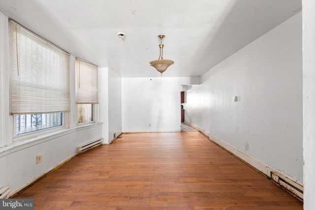 5215 CHESTER AVE, Philadelphia, PA 19143