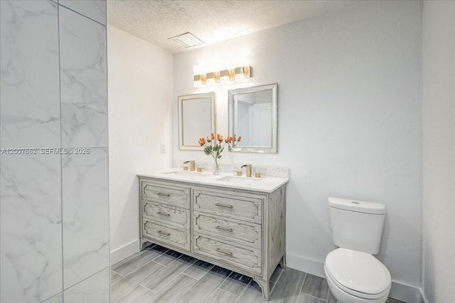 1480 W 36th Street, Riviera Beach, FL 33404