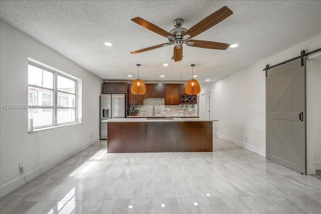 1480 W 36th Street, Riviera Beach, FL 33404