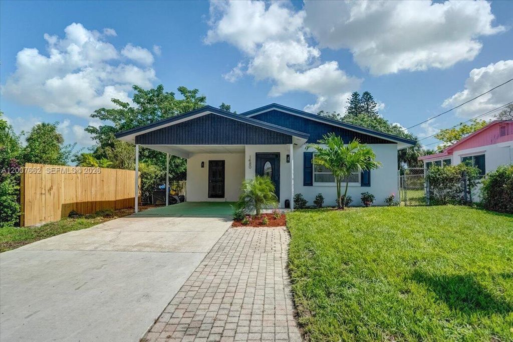 1480 W 36th Street, Riviera Beach, FL 33404