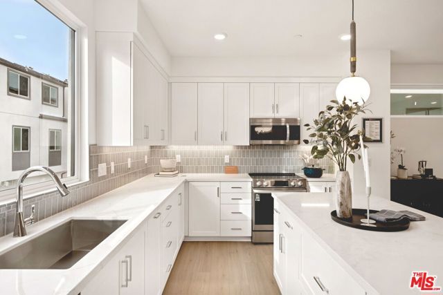 1685 Constellation Drive, Los Angeles, CA 90732