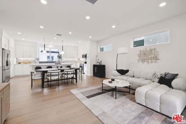 1685 Constellation Drive, Los Angeles, CA 90732