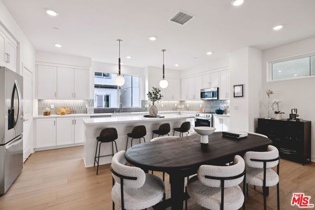 1685 Constellation Drive, Los Angeles, CA 90732