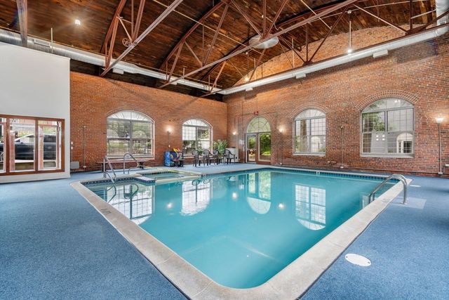 3 S Stone Mill Dr 225, Dedham, MA 02026