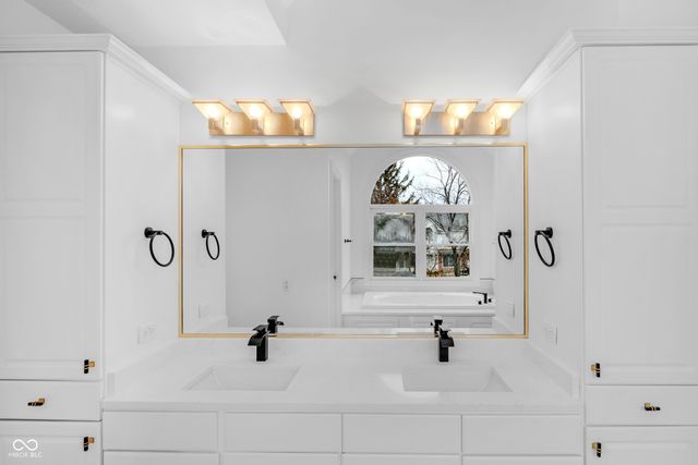 12878 Mayfair Lane, Carmel, IN 46032