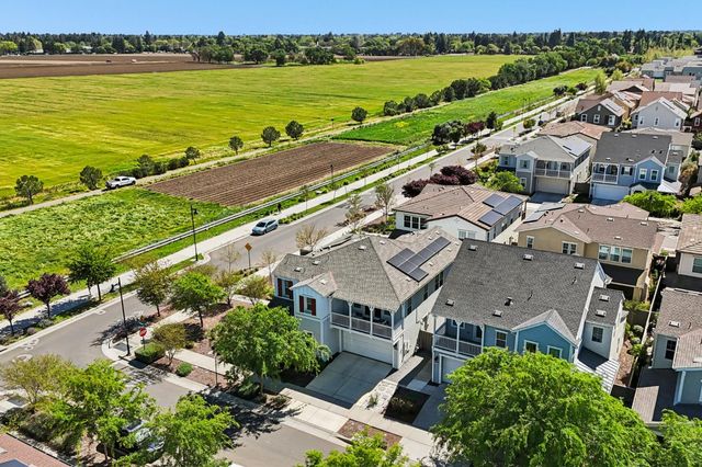 1769 Cannery Loop, Davis, CA 95616