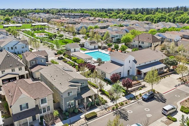 1769 Cannery Loop, Davis, CA 95616