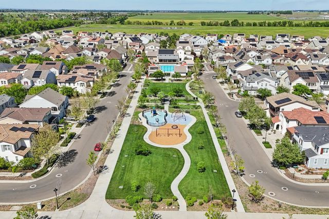 1769 Cannery Loop, Davis, CA 95616