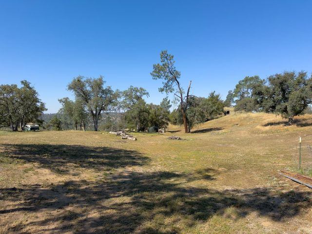 37336 Eagle Drive, Raymond, CA 93653
