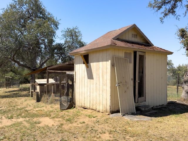 37336 Eagle Drive, Raymond, CA 93653