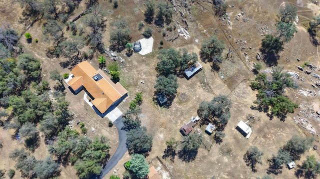 37336 Eagle Drive, Raymond, CA 93653