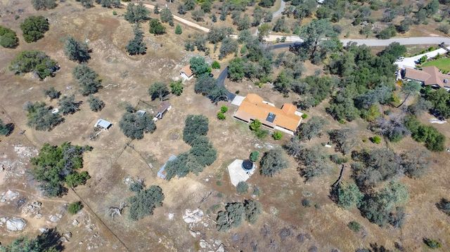 37336 Eagle Drive, Raymond, CA 93653