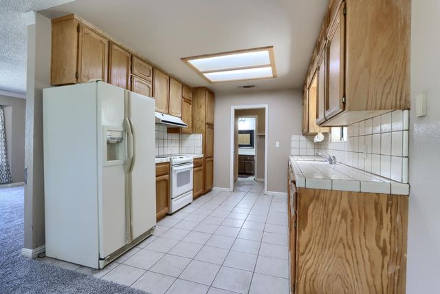 37336 Eagle Drive, Raymond, CA 93653