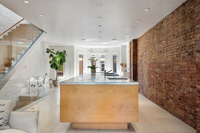 80 Appleton St 80, Boston, MA 02116