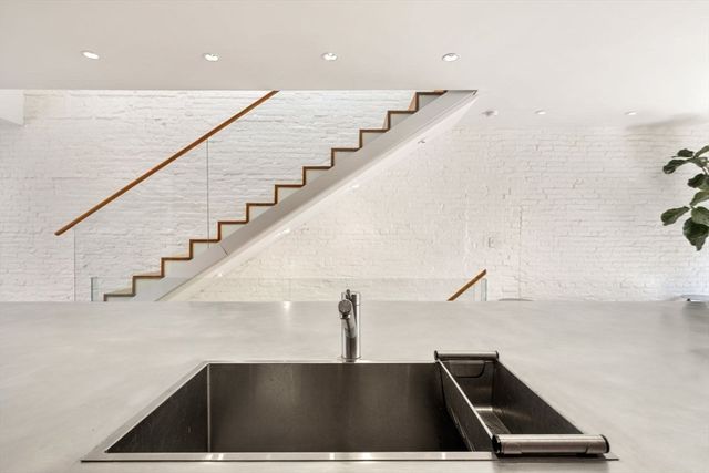 80 Appleton St 80, Boston, MA 02116