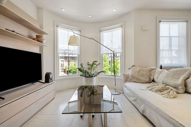 80 Appleton St 80, Boston, MA 02116