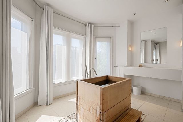 80 Appleton St 80, Boston, MA 02116